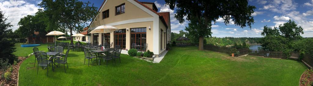 Penzion Fousek Zvíkovské Podhradí Esterno foto